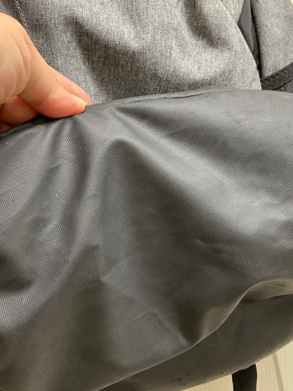 Under Armour backpack - Picture 4 of 9